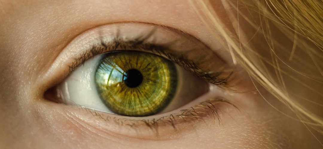 desprendimiento-posterior-de-vitreo-causas-sintomas-y-tratamiento-oftalmolima